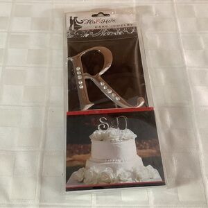 💜 New  “R” cake jewelry topper